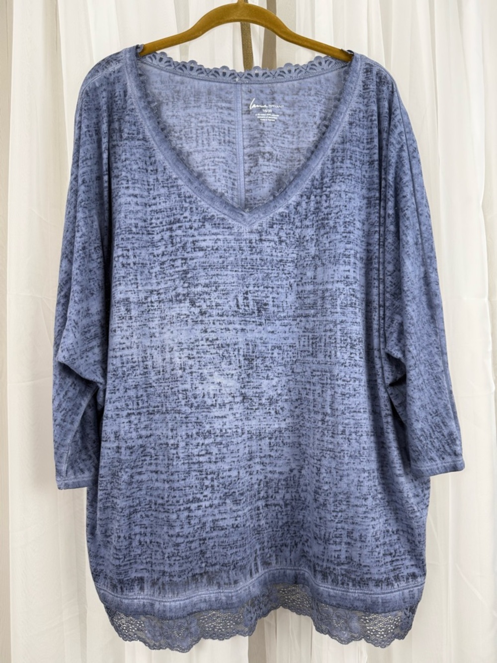 Lane Bryant 18/20 Blue Dolman Sleeve Top Lace Hem Soft Knit - Picture 1 of 4